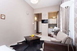 Апартаменты Apartments Internazionalnaya Минск Четырехместный номер эконом-класса-9